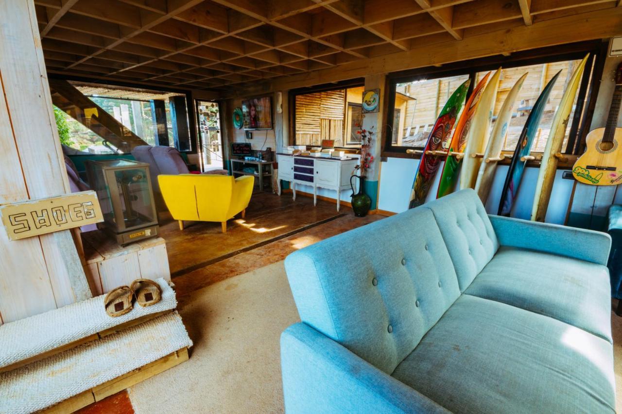 Sirena Insolente Hostel & Suites ピチレム エクステリア 写真