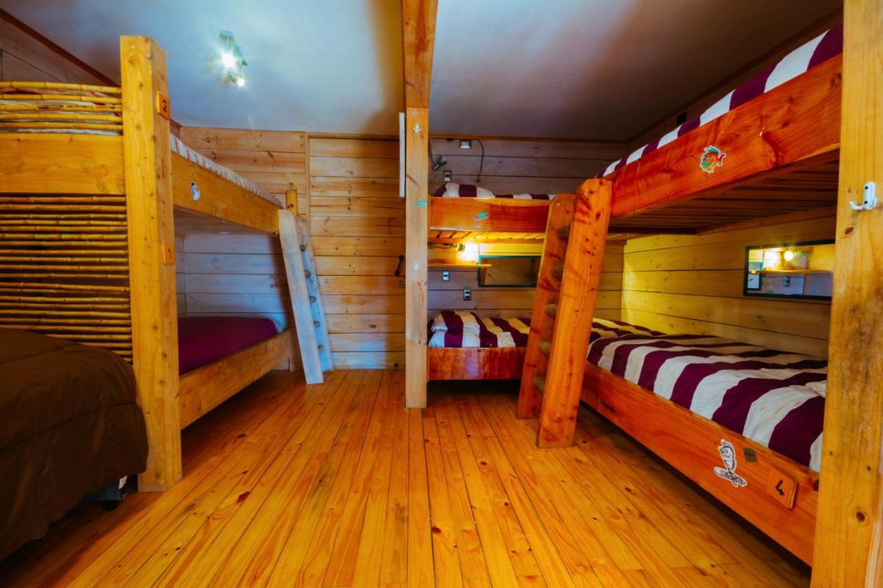 Sirena Insolente Hostel & Suites ピチレム エクステリア 写真